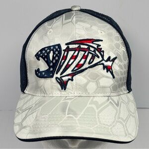G Loomis Trucker Hat American Flag Fish Skull Snapback Mesh OSFM Fishing Hunting